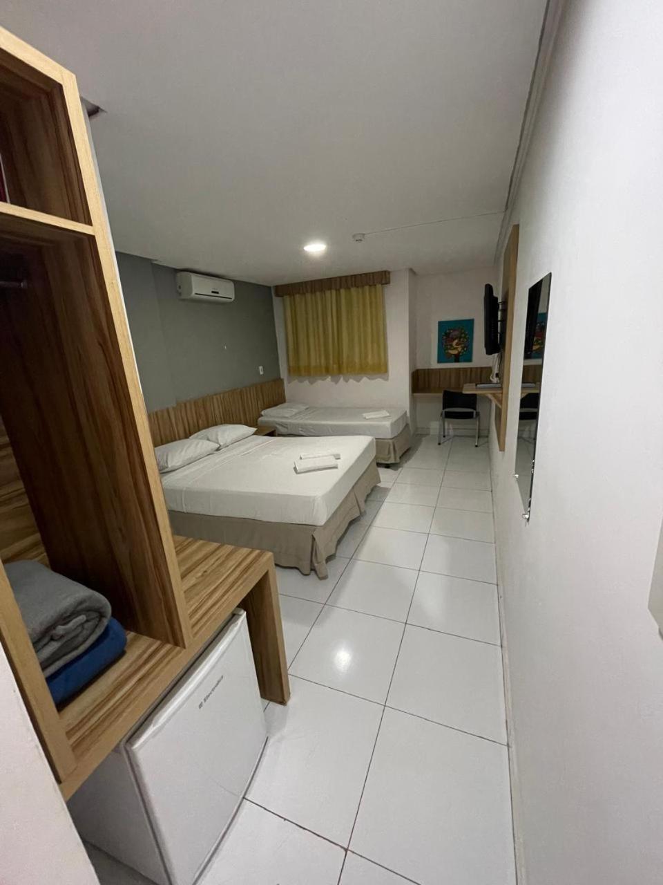 Cr Hotel Bueno - Antigo Hotel Serras De Goyaz ゴイアニア エクステリア 写真